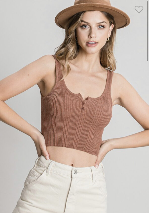 CROPPED HENLEY SWEATER TANK - Image 2