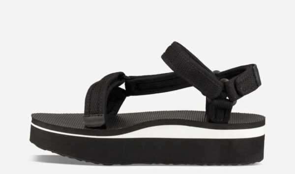 TEVA FLATFORM UNIVERSAL IN MESH BLACK - Image 6