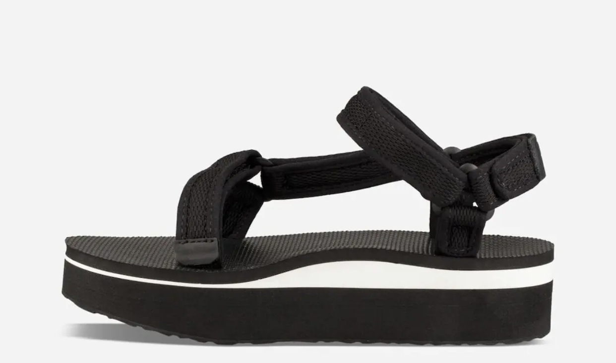 TEVA FLATFORM UNIVERSAL IN MESH BLACK - 6th Street Fashions & Footwear ...