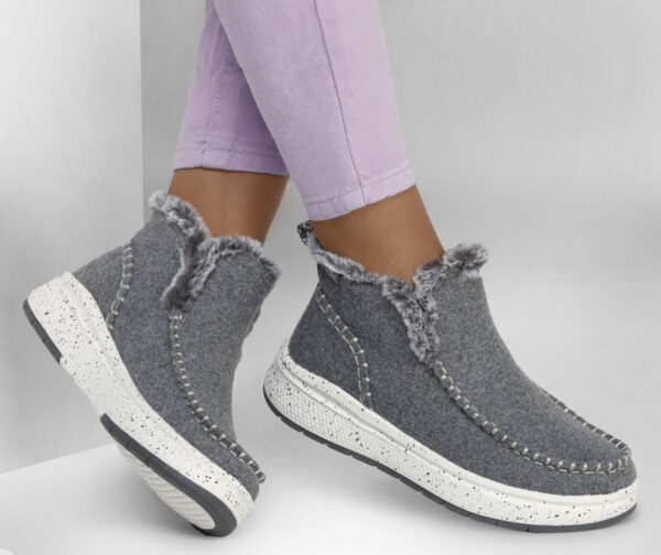 SKECHERS BOBS SKIPPER WAVE ANGELIC WARMTH