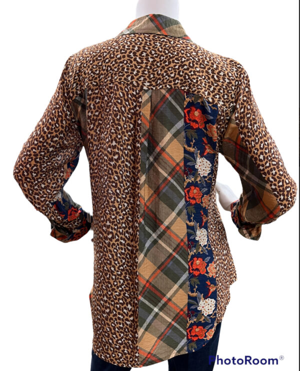 MULTIPLES MULTI PANEL PRINT BLOUSE*NOW 75%OFF* - Image 3