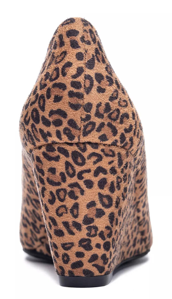 CL BY CHINESE LAUNDRY NIMA LEOPARD PRINT WEDGE - Image 2