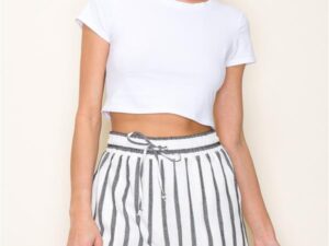 LINED STRIPE ELASTIC WAIST SHORTS