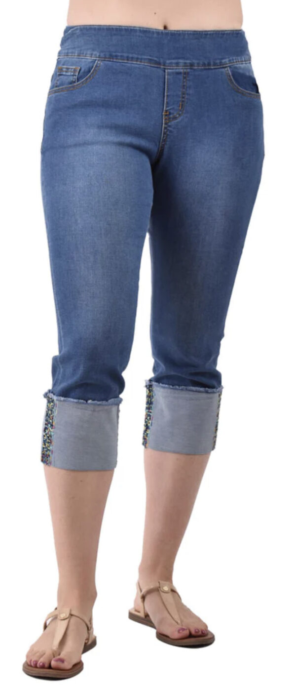 ETHYL PULL-ON  CAPRI WITH EMBROIDERY - Image 3