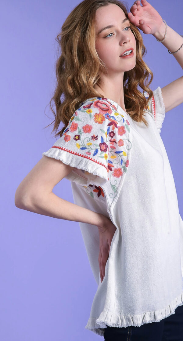 UMGEE SHORT SLEEVE TOP WITH EMBROIDERY - Image 4