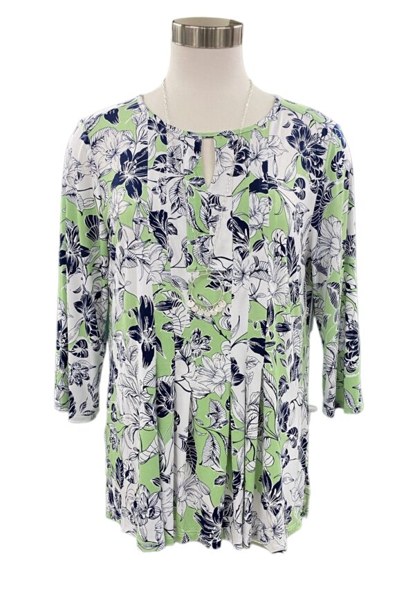 SOUTHERN LADY FLORAL PLEAT FRONT 3/4 SLEEVE TOP - Image 3