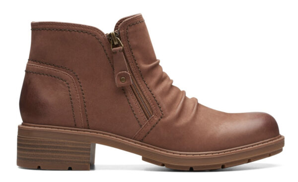 CLARKS HEARTH DOVE TAN NUBUCK LEATHER
