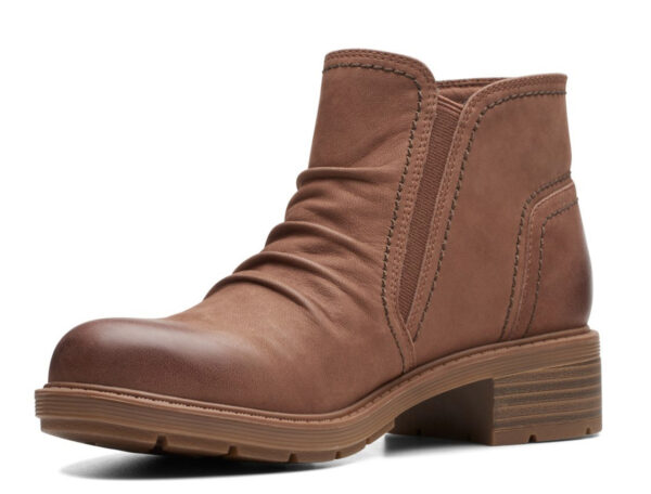 CLARKS HEARTH DOVE TAN NUBUCK LEATHER - Image 4