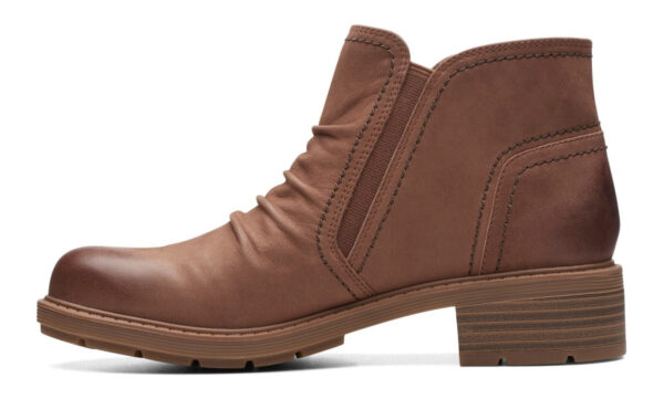 CLARKS HEARTH DOVE TAN NUBUCK LEATHER - Image 3
