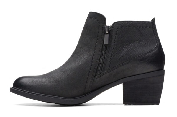 CLARKS NEVA LO BLACK LEATHER - Image 4