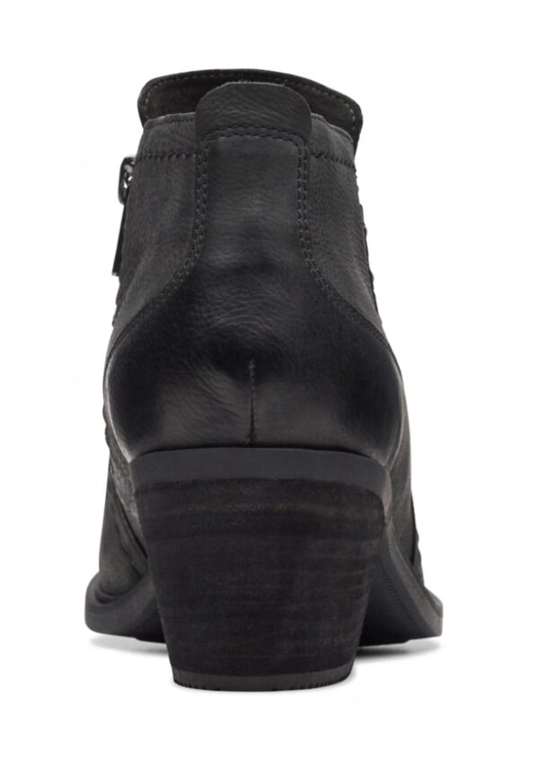 CLARKS NEVA LO BLACK LEATHER - Image 3