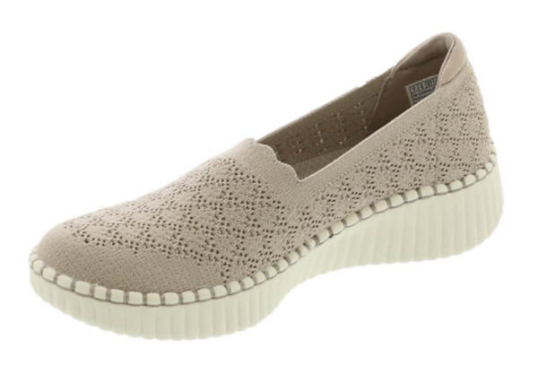 SKECHERS WILSHIRE BLVD - Image 4
