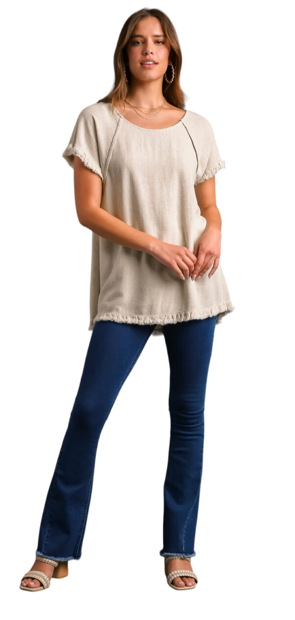 LINEN BLEND SHORT SLEEVE PIN TUCK HI LO TOP - Image 3