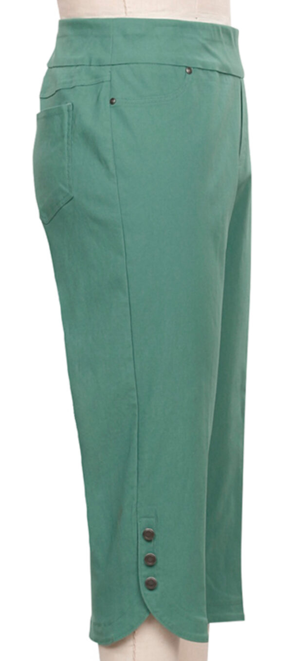 SOUTHERN LADY 2 POCKET CAPRI - Image 3