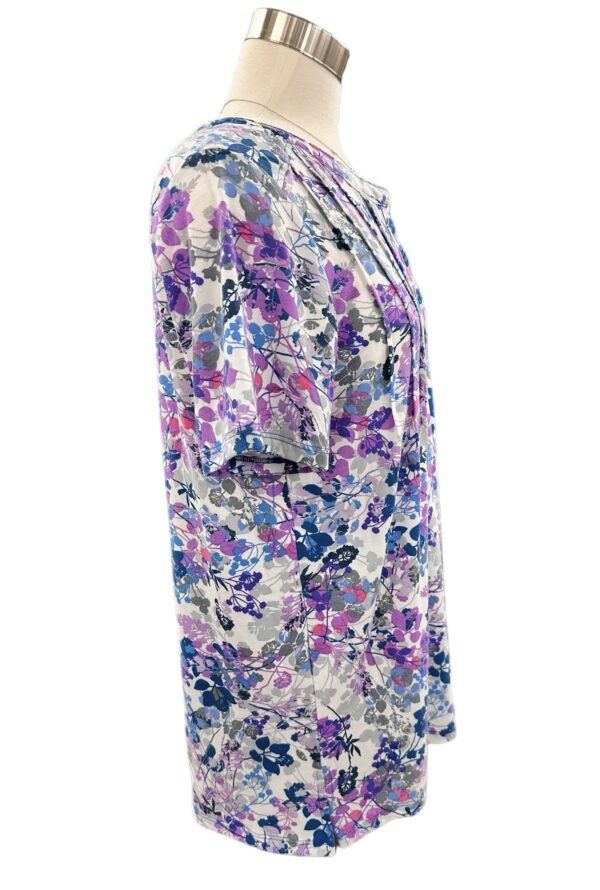 SOUTHERN LADY SHORT SLEEVE FLORAL KNIT HENLEY - Image 3
