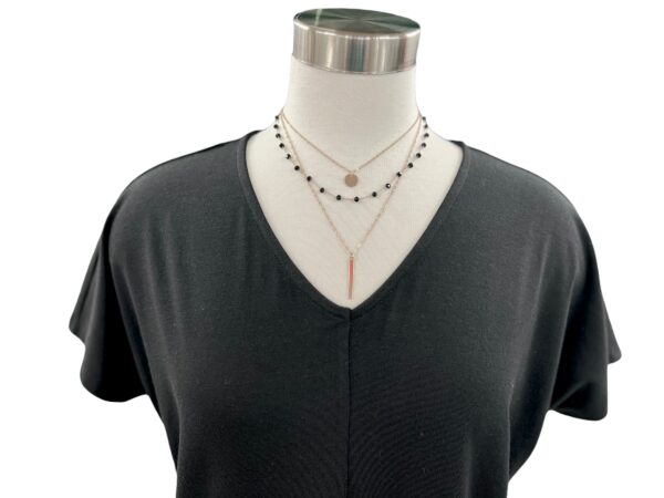 KEREN HART SHORT SLEEVE TWIST HEM KNIT TOP - Image 3