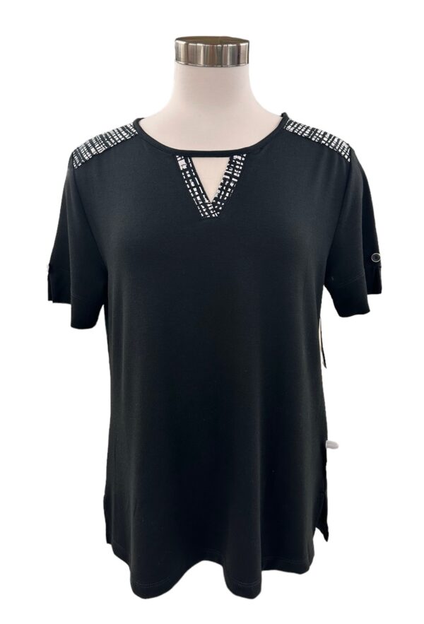 SOUTHERN LADY PLAID TRIM SHORT SLEEVE KNIT TOP - Image 4