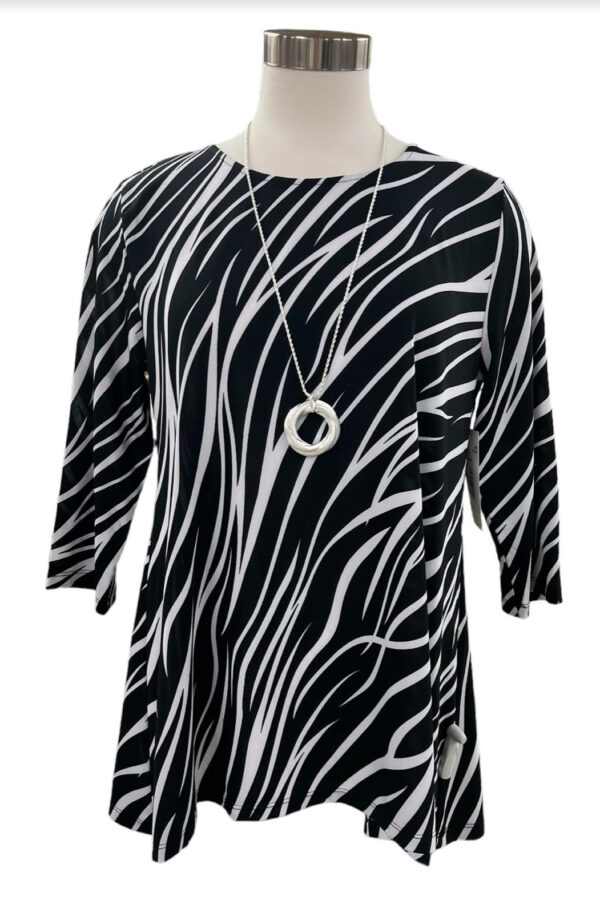 SOUTHERN LADY 3/4 SLEEVE ZEBRA PRINT TOP - Image 5