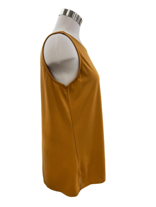 MULTIPLES DARK GOLD SCOOP NECK TANK - Image 4
