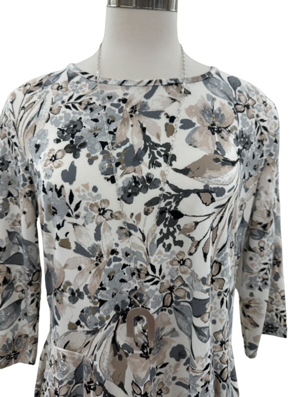 SOUTHERN LADY 3/4 SLEEVE FLORAL PRINT TOP - Image 4