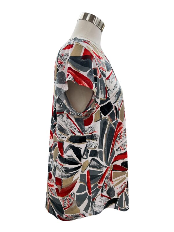 SOUTHERN LADY CAP SLEEVE GEO PRINT TOP - Image 4