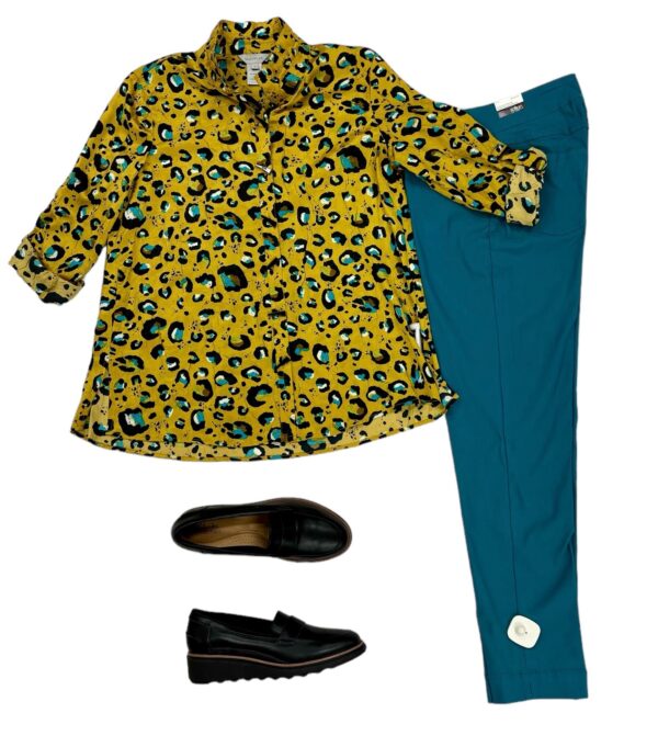MULTIPLES WIRE COLLAR CHEETAH BLOUSE - Image 5