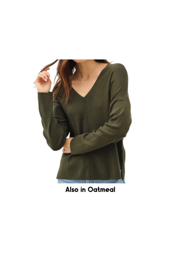 BE COOL RELAXED V-NECK CENTER SEAM SWEATER