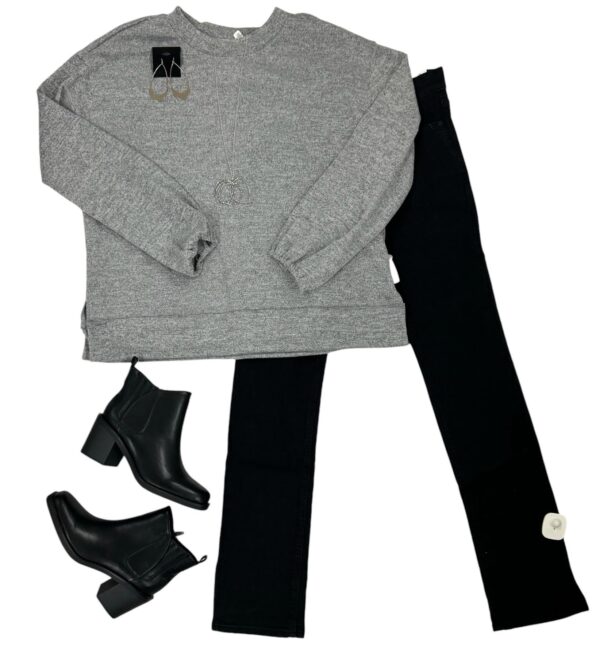 ANDREE SUPER SOFT KNIT CREW NECK TOP - Image 11