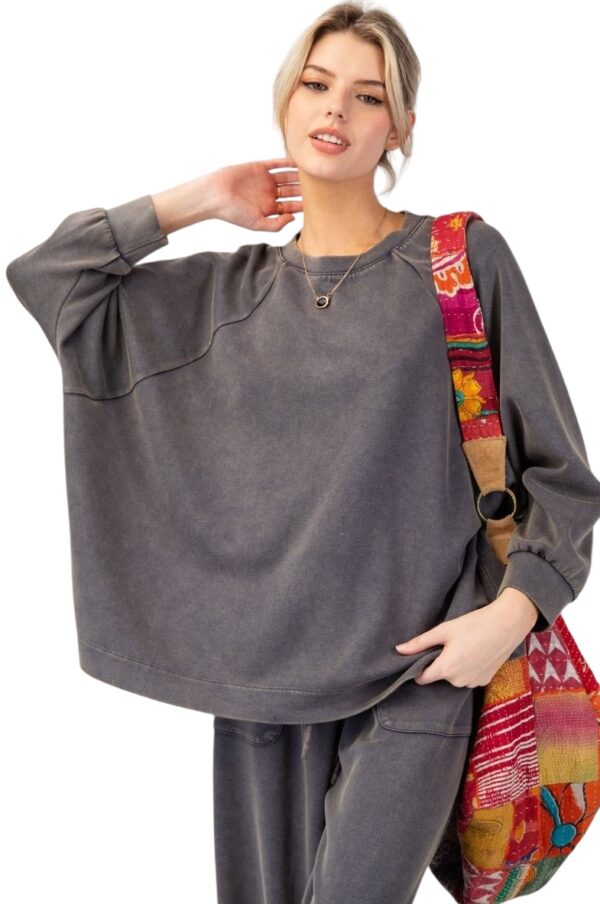 EASEL 3/4 SLEEVE OVERSIZED MINERAL WASH KNIT TOP - Image 4