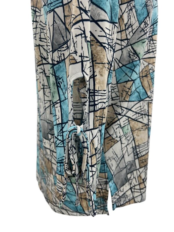 SOUTHERN LADY 3/4 SLEEVE BROKEN GLASS PRINT TOP - Image 3