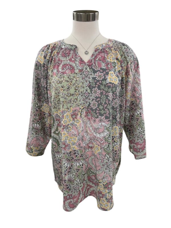 SOUTHERN LADY NOTCH NECK PAISLEY PRINT TOP - Image 2