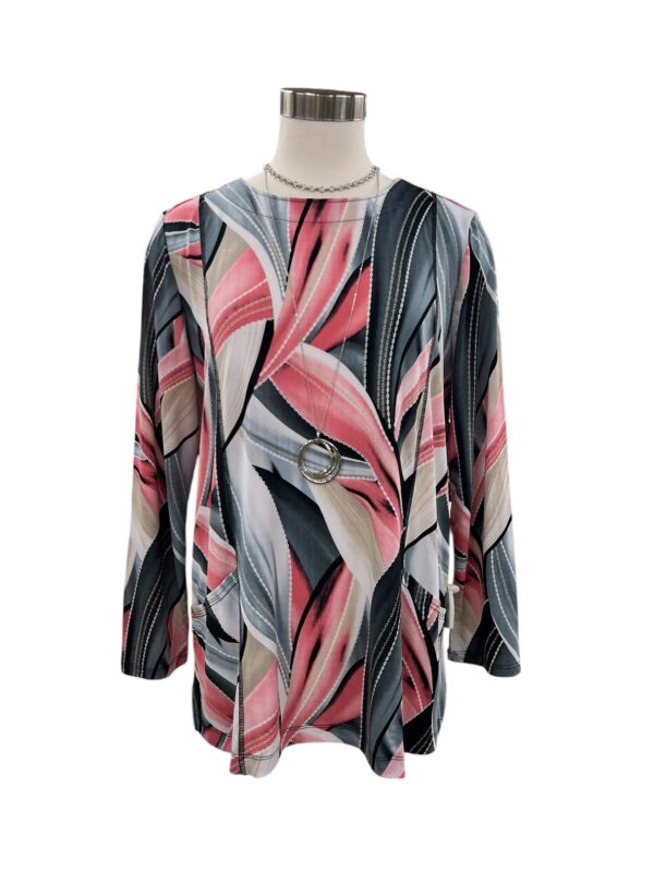 SOUTHERN LADY 3/4 SLEEVE SWIRL PRINT TOP - Image 4