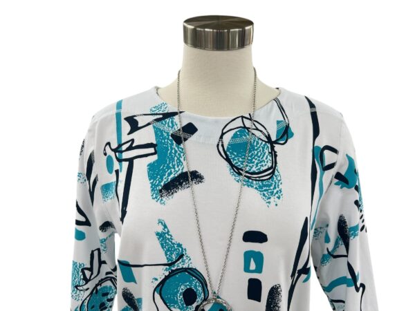 SOUTHERN LADY 3/4 SLEEVE SIDE RUCHE GEO PRINT TOP - Image 2