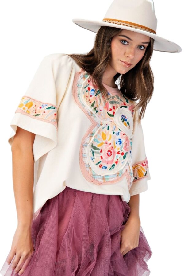 EASEL PUFF SLEEVE FLOWER PATCH TOP - Image 4