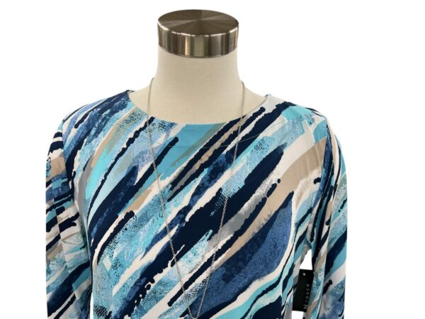 SOUTHERN LADY 3/4 SLEEVE ANGLE STRIPE TOP - Image 2