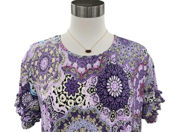 SOUTHERN LADY SHORT SLEEVE CROCHET PRINT TOP - Image 2