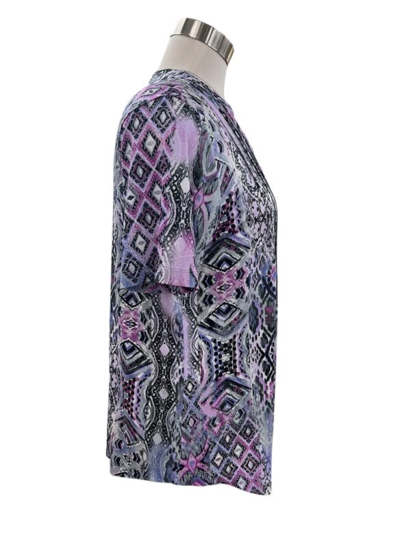 SOUTHERN LADY SHORT SLEEVE NOTCH NECK PRINT TOP - Image 4