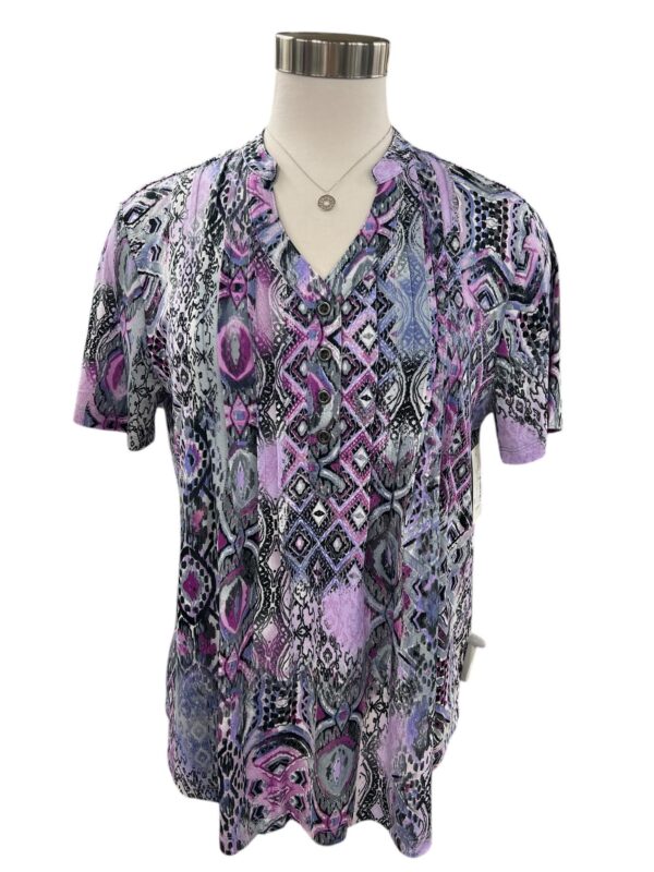 SOUTHERN LADY SHORT SLEEVE NOTCH NECK PRINT TOP - Image 3