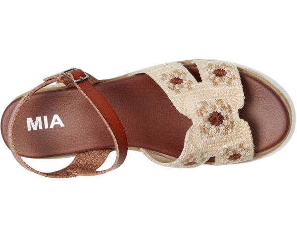 MIA KEVA SANDAL IN COGNAC/CROCHET - Image 3