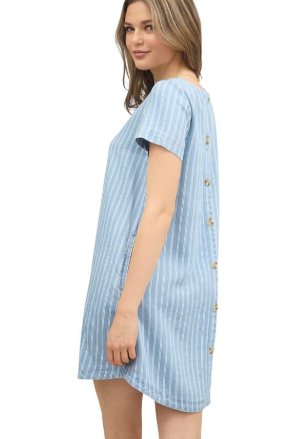 BLUPEPPER SHORT SLEEVE STRIPED CHAMBRAY BACK BUTTON DRESS - Image 5