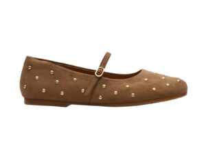 CLARKS LIVIA STUD IN WALNUT