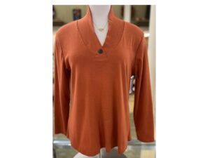 SOUTHERN LADY LONG SLEEVE KNIT V-NECK TOP