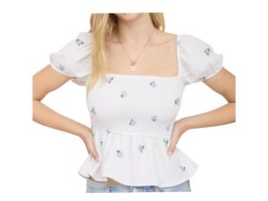 BLUPEPPER EMBROIDERED DAISY PUFF SLEEVE TOP