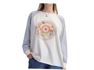 EASEL PINSTRIPE RAGLAN SLEEVE GRAPHIC TOP