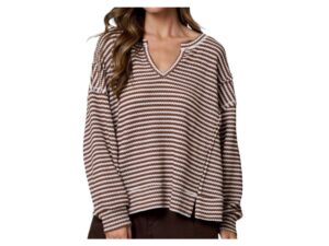 BLUPEPPER STRIPE SPLIT NECK SEAM DETAIL TOP