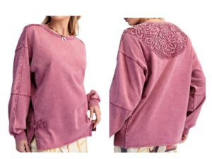 EASEL LONG SLEEVE BACK CROCHET/BOW DETAIL TOP