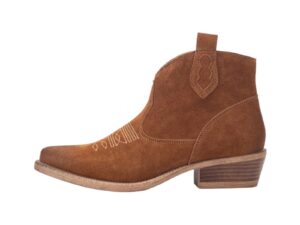 YELLOWBOX BURCH IN CHESTNUT